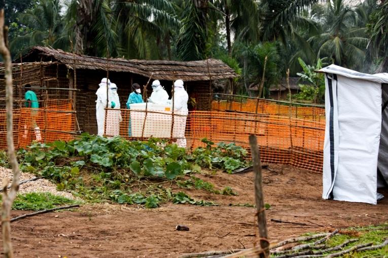 Prise en charge d'Ebola en RDC août 2009.