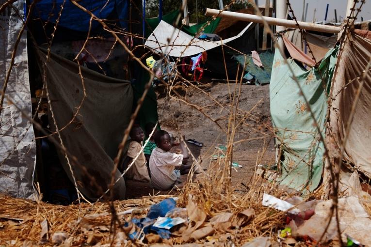 Malakal au Soudan du Sud : environ 21 000 personnes ont été entassées dans ce camp. Mars 2014