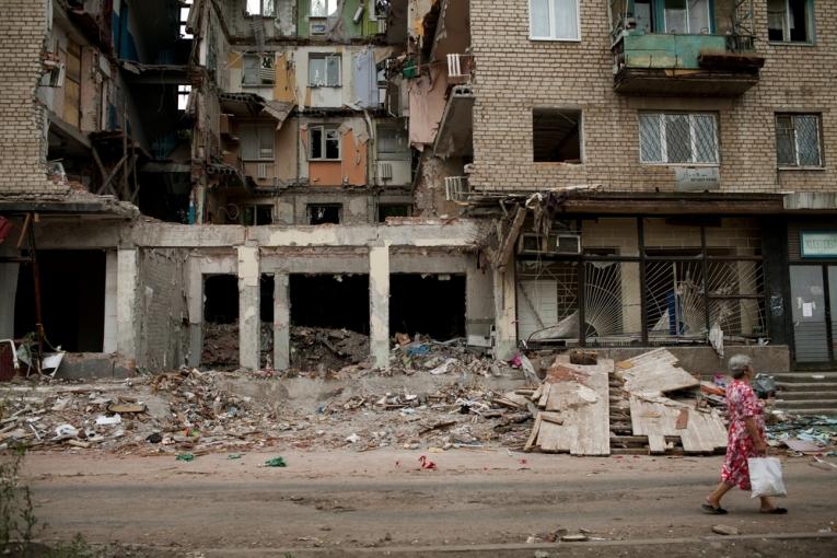 Immeuble détruit à Mykolayivka dans l'est de l'Ukraine. 24 août 2014.