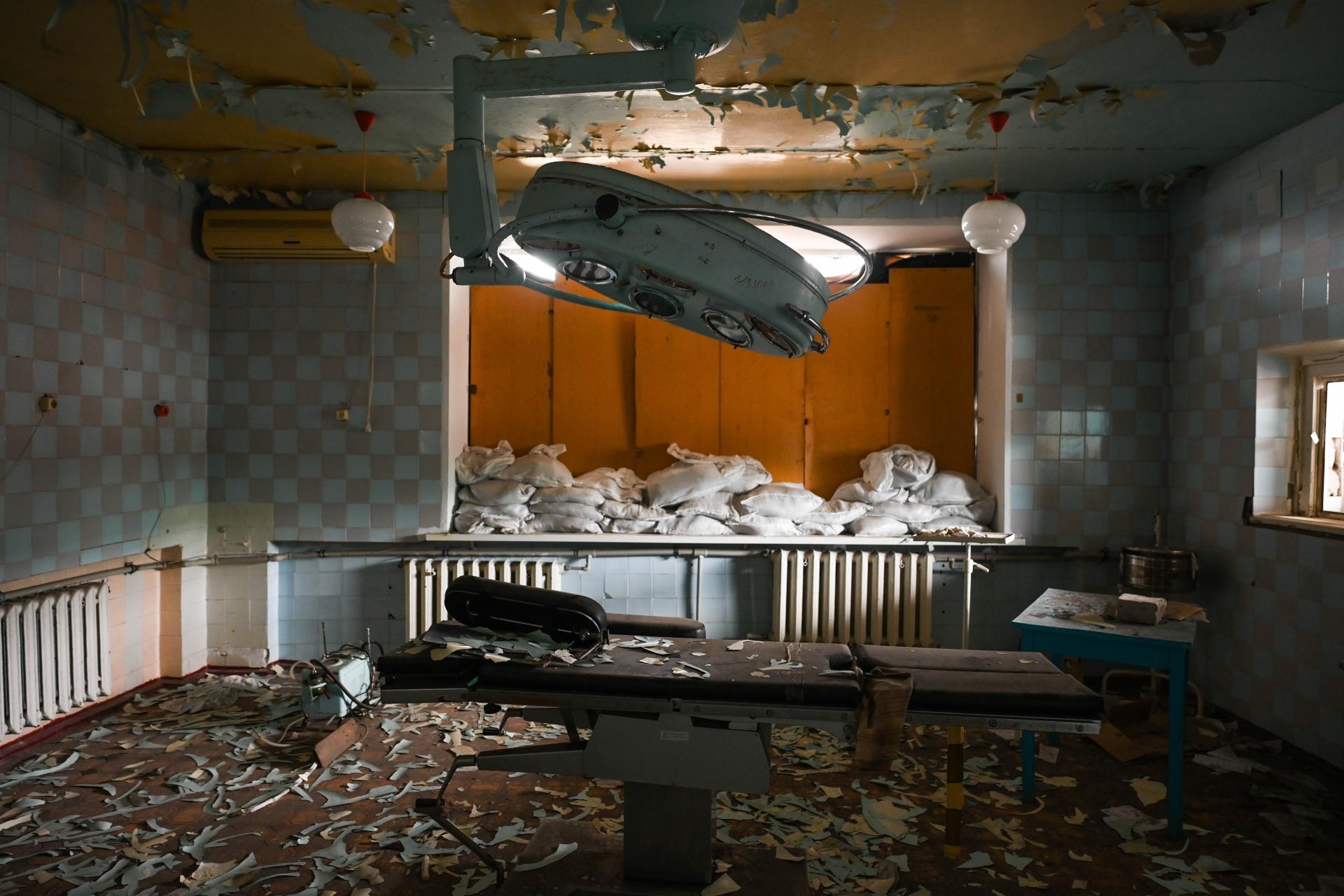 Un hôpital détruit à Lyman, dans la région de Donetsk. Ukraine. Février 2023.