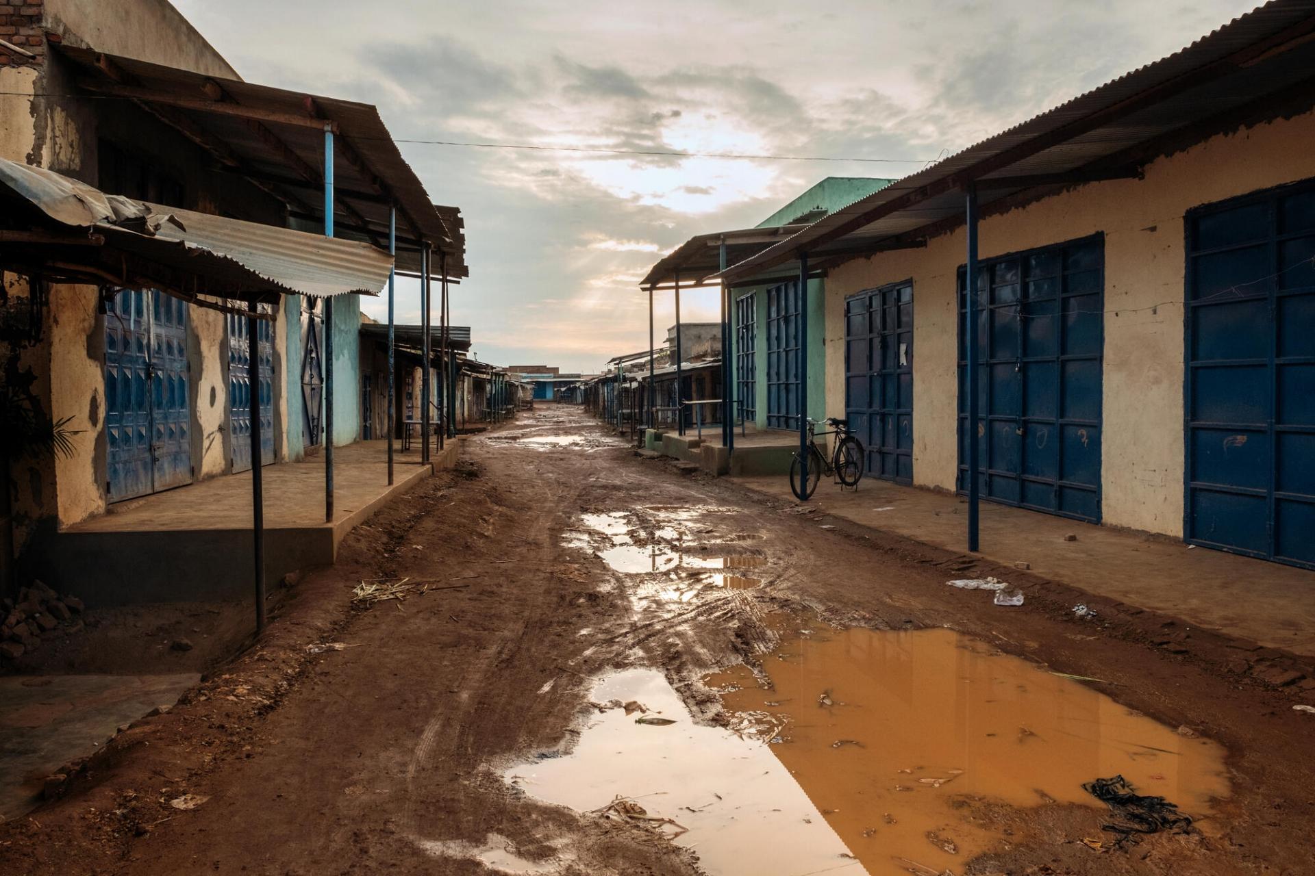 Vue des rues de la ville d’Aweil.