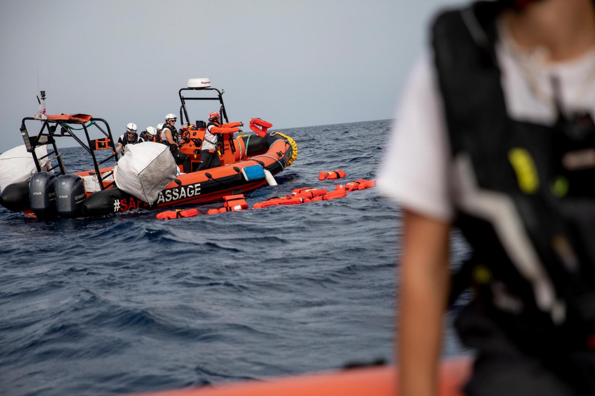 Les équipes MSF durant un entraînement au sauvetage. 