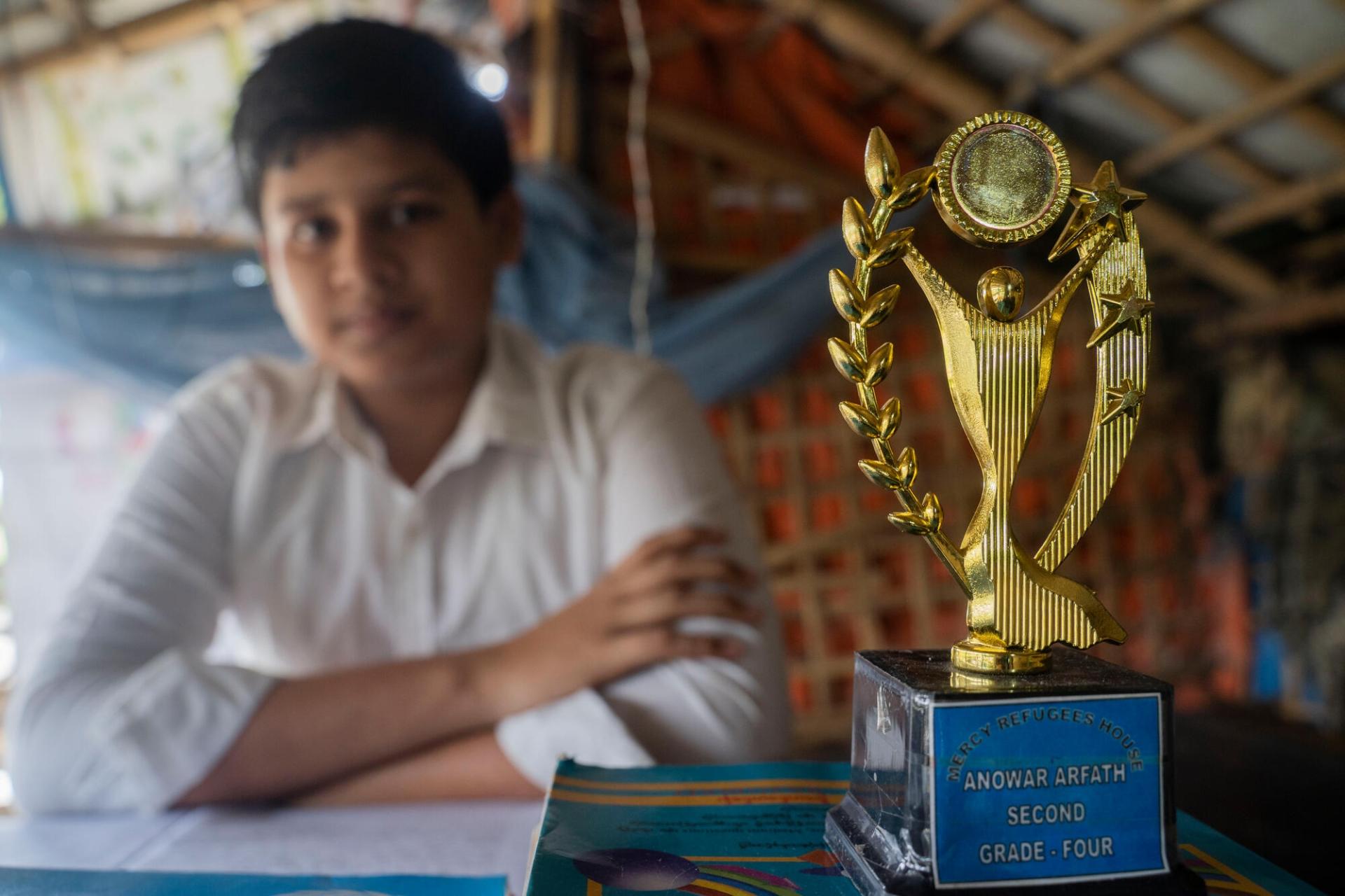 Anwar Arafat, réfugié Rohingya de 15 ans, souhaiterait pouvoir avoir accès à l'éducation supérieure, chose impossible dans le camp de Jamtoli, au Bangladesh