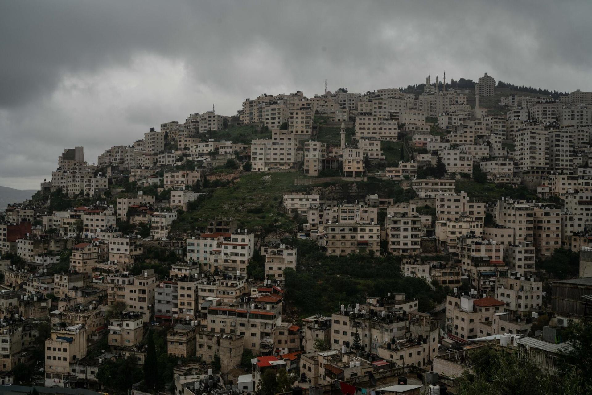 Vue de la ville de Naplouse en avril 2023. Cisjordanie.