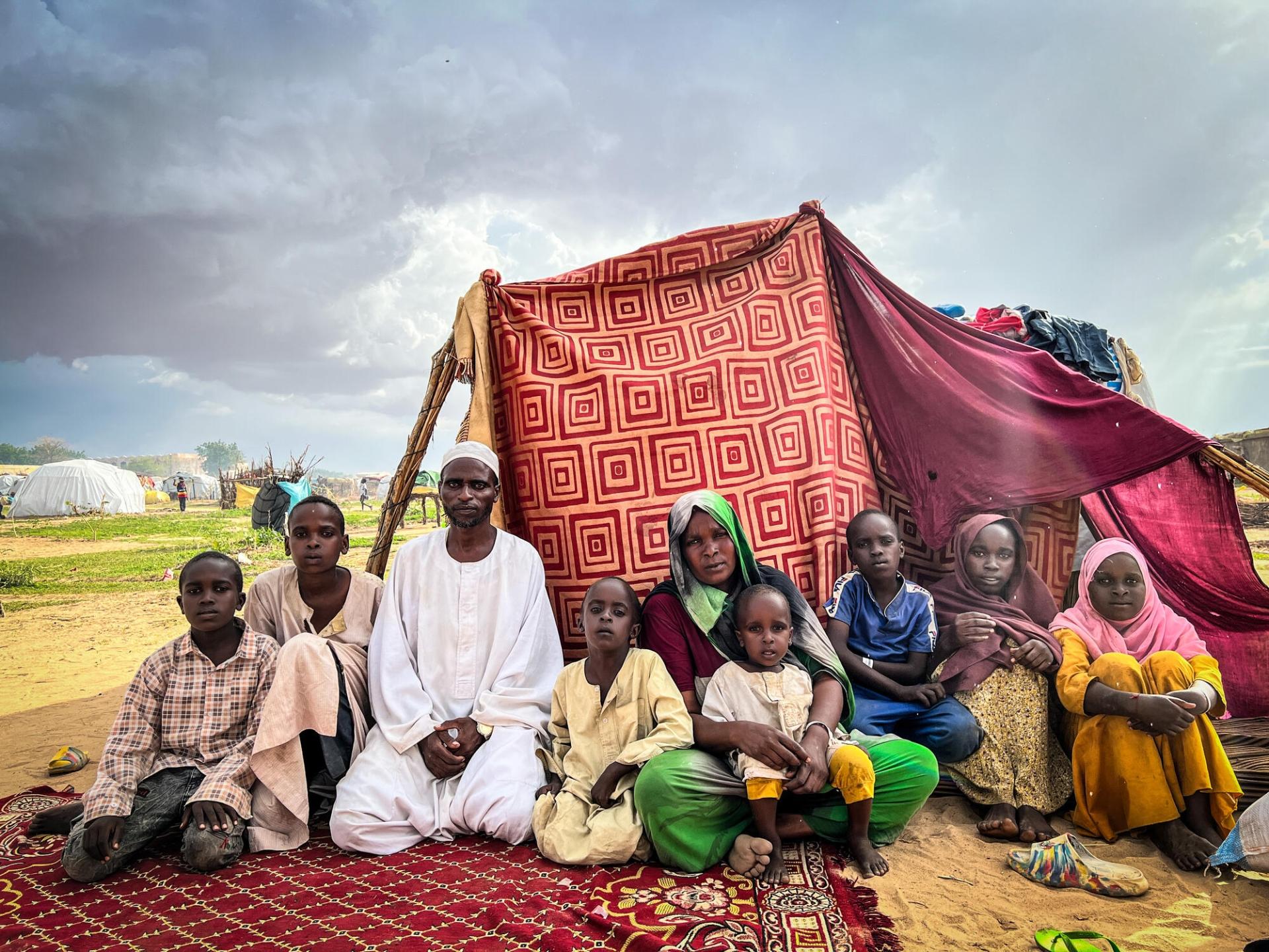 A El-Geneina, ce refugié soudanais a été séparé de sa famille qu'il a réussi à retrouver plus tard à Adré.