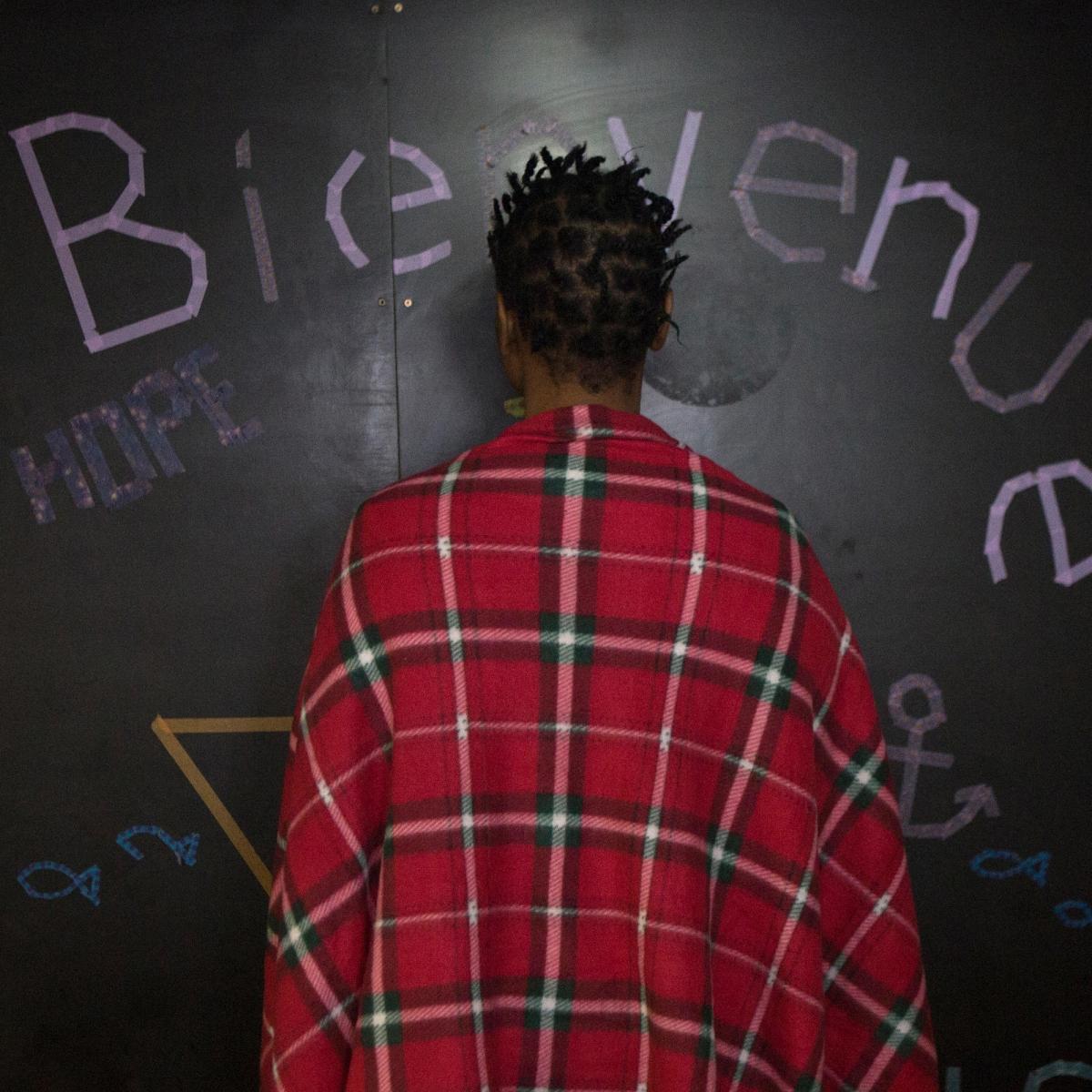 Alia, 22 ans, Guinée Conakry.
 © Martina Bacigalupo/Agence Vu'