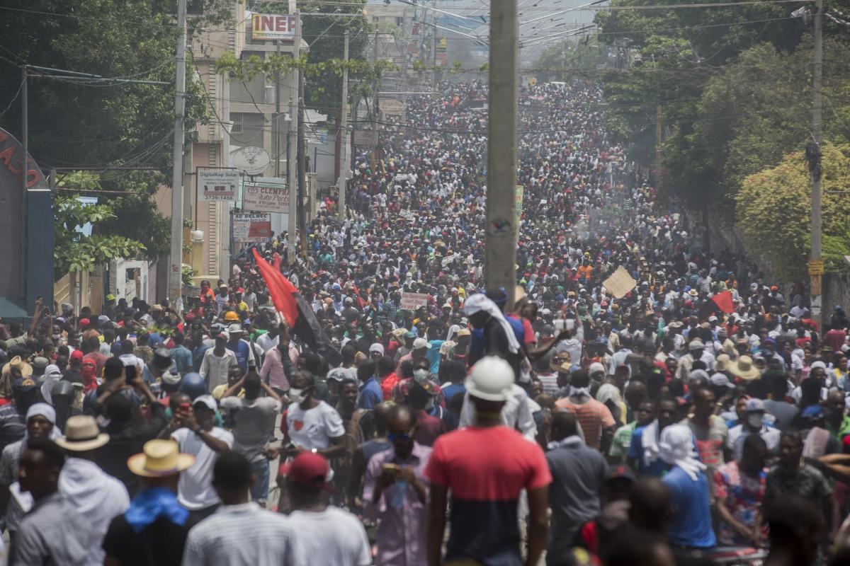 Manifestation dans les rues de Port-au-Prince le 9 juin 2019, appelant au départ du Président&nbsp;Jovenel Moïse.&nbsp;
 © Jeanty Junior Augustin/MSF