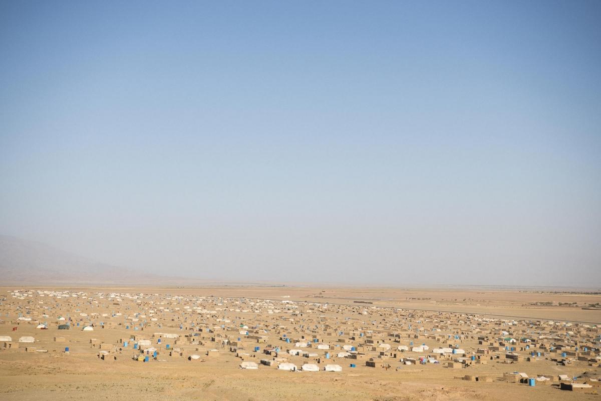 Camp de déplacés de Shahrak-é-Sabz, en périphérie de la ville d'Hérat, Afghanistan, août 2019.
 © Andrew Quilty