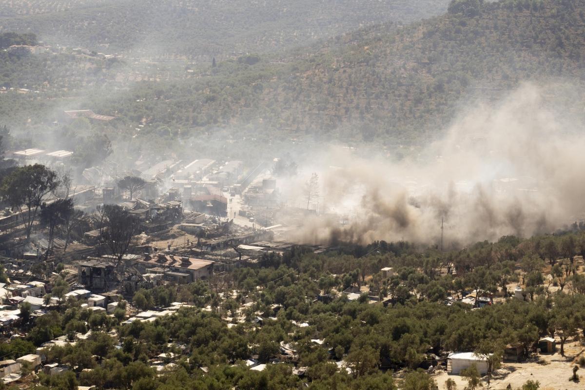 Incendie du camp de Moria, au petit matin, le 9 septembre 2020.

&nbsp;
 © /MSF