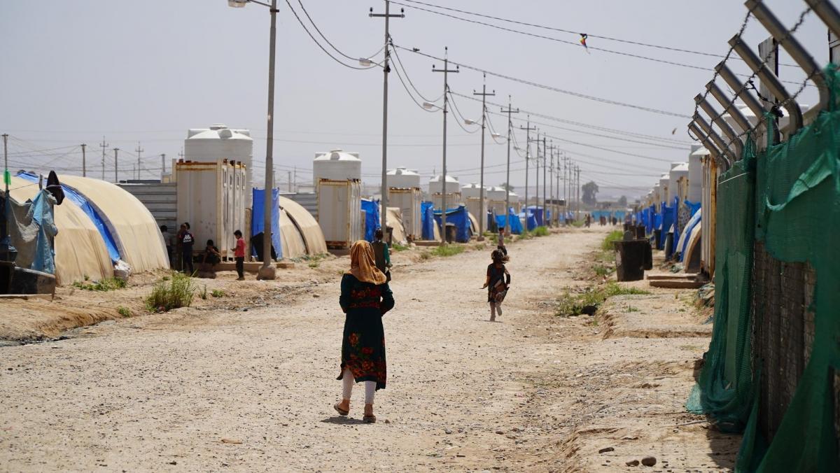 Vue générale d'un camp de déplacés, proche de l'aéroport de Qayyarah, Irak, mai 2019.
 © Maya Abu Ata/MSF