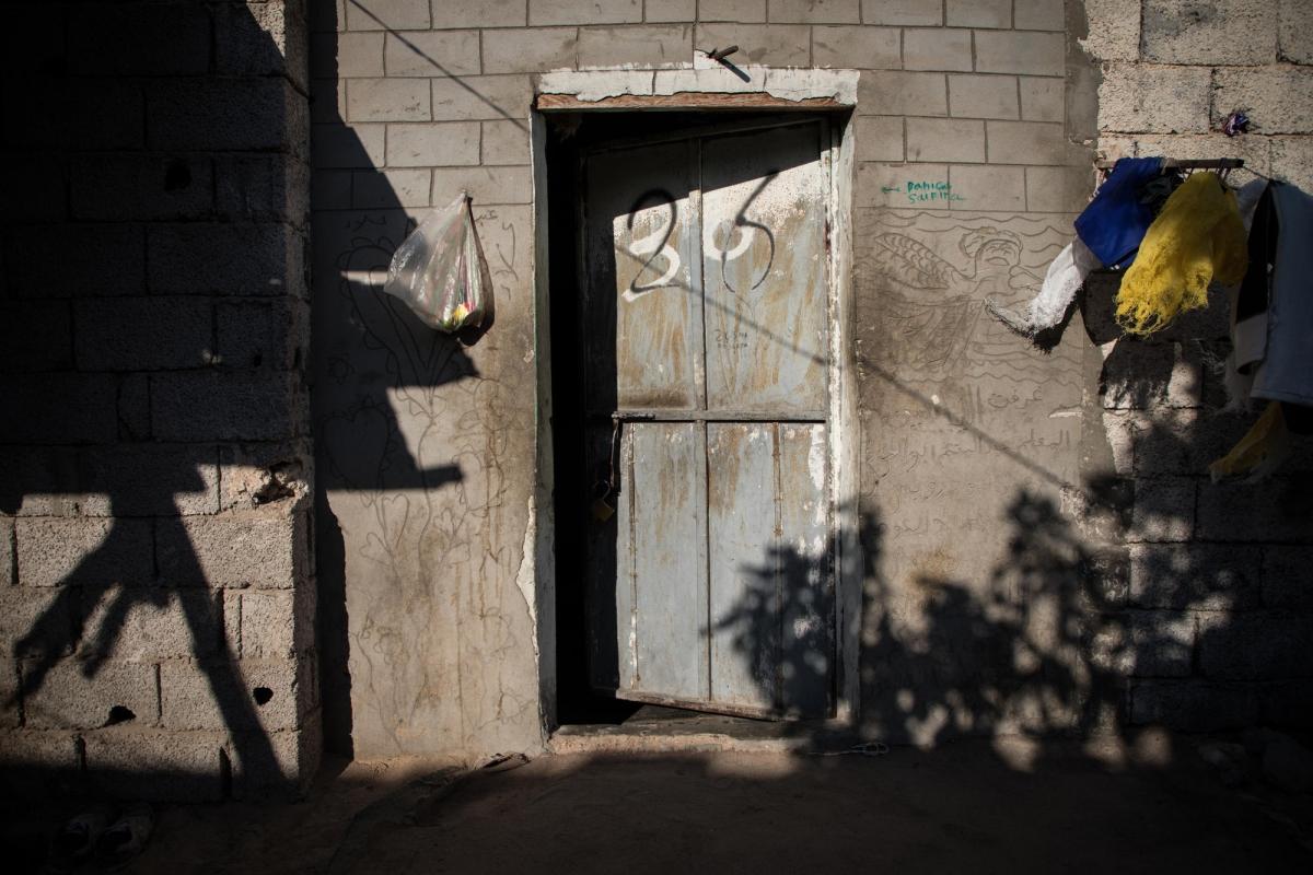 L'entrée d'un squat de Misrata, en Libye, où des migrants ont trouvé refuge. Misrata, octobre 2019.
 © Aurelie Baumel/MSF