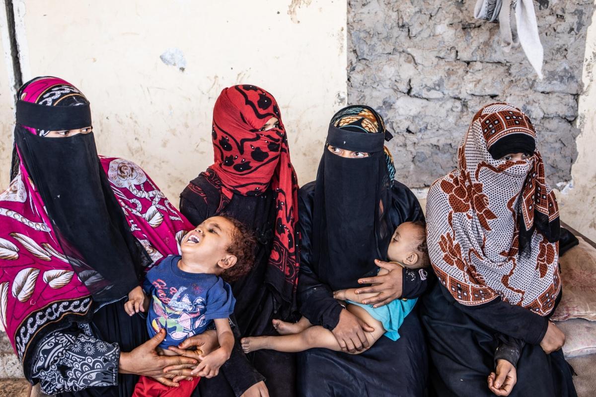 Personnes déplacées par le conflit dans la localité de Mocha, gouvernorat de Taïz.
 © Agnes Varraine-Leca/MSF