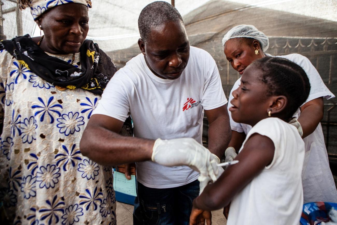 Vaccination contre la rougeole à Conakry Guinée