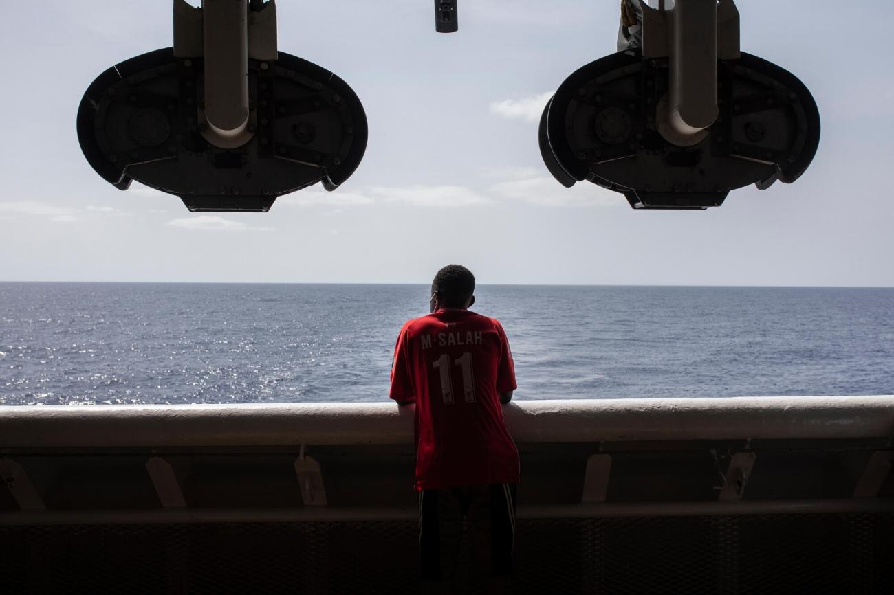 Un migrant secouru en Méditerranée à bord du Geo Barents le 20 septembre 2021.