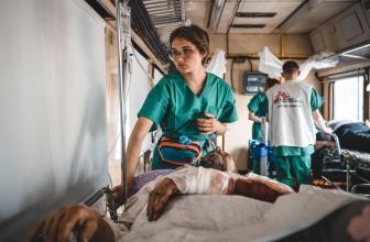 A bord du train MSF en Ukraine : « Voyage après voyage, vous avez une idée de l'ampleur de la souffrance »