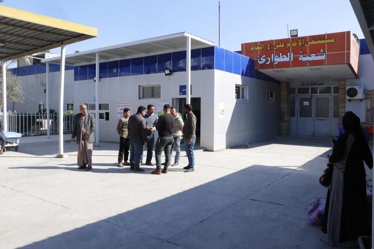 Entrée des urgences de l'hôpital Imam Ali à Sadr City de Bagdad. 2019. Irak.
 © Elisa Fourt/MSF