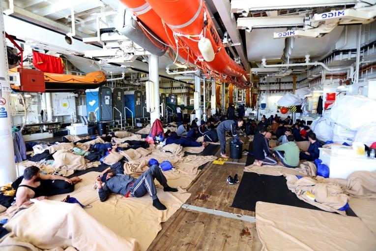 Sur le pont du Geo Barents après plusieurs sauvetages en mer Méditerranée centrale, le 18 mars 2024.&nbsp;
 © MSF/Stefan Pejovic