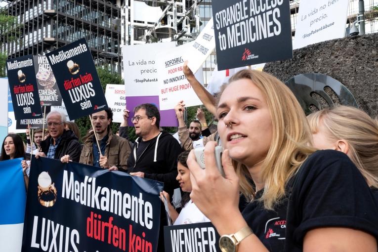 Manifestation contre le brevet sur le sofosbuvir à Munich. Septembre 2018. Allemagne.
 © Peter Bauza