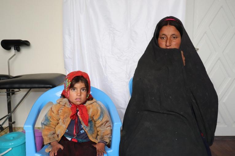 Jamala a 40 ans. Elle a 5 enfants et elle est s'est rendue dans la clinique MSF d'Hérat pour une consultation anténatale. 2019. Afghanistan.
© Adhmadullah Safi/MSF