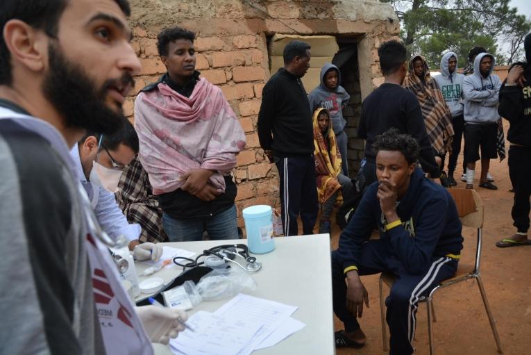 Consultations médicales, centre de détention de Zintan, Libye, juin 2019.
 © Jérôme Tubiana/MSF