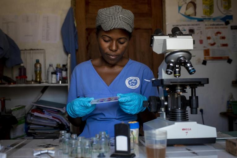 MSF soutient les centres de santé de Beni avec du personnel médical, des dons de médicaments et de matériel médical.&nbsp;
 © Pablo Garrigos/MSF