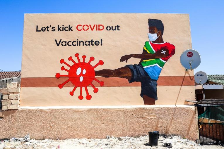 Une fresque murale dans le township de&nbsp;Khayelitsha. Afrique du Sud.

&nbsp;
 © MSF