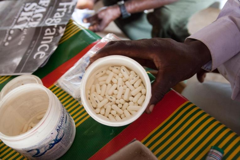 Des gélules de Succimer, le médicament utilisé pour la thérapie par chélation. Avril 2012.
© Olga Victorie/MSF