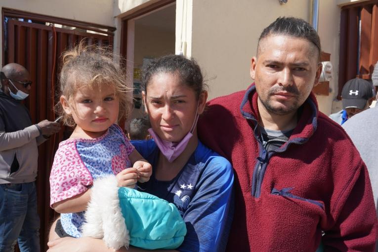 Marvin avec sa femme et sa fille. Mexique. 2022.
 © Yesika Ocampo/MSF