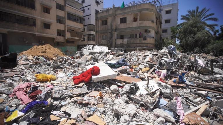 Vue d'une rue de la ville de Gaza et des bâtiments détruits lors des bombardements de mai 2021.&nbsp;
 © MSF