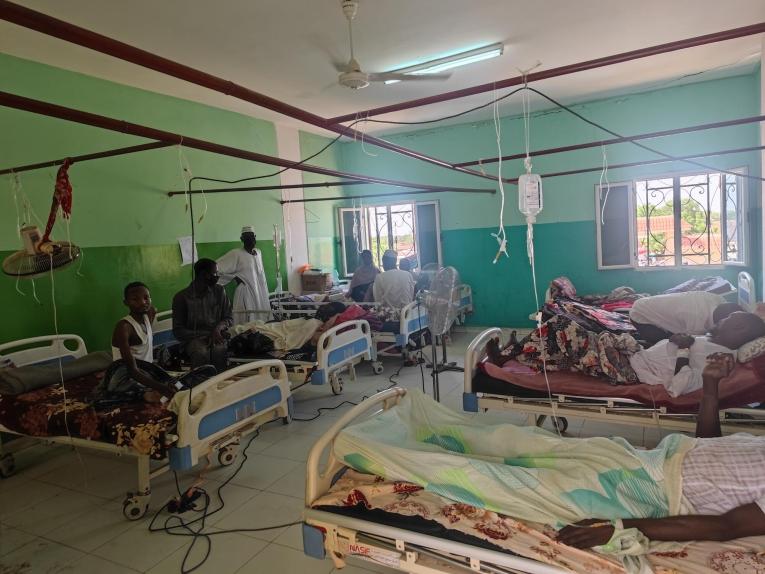 Une salle d'hospitalisation de l'hôpital Sud d'El Fasher en juillet 2023. Soudan.&nbsp;
 © MSF