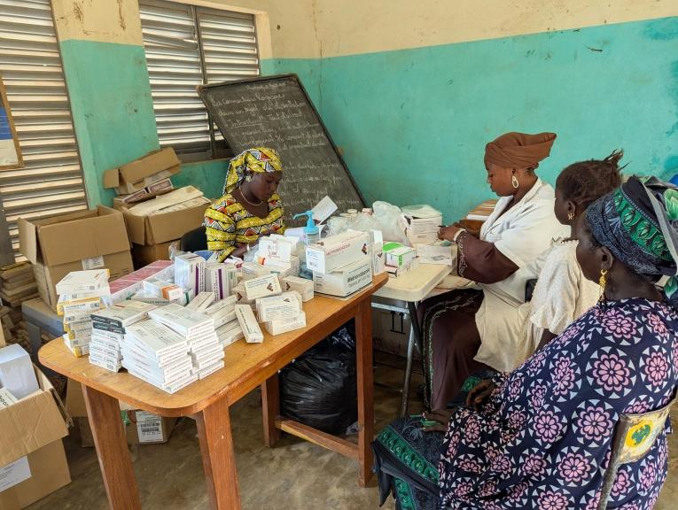 Sur place, nos équipes prennent en charge plus de 150 patients par jour.
 © Lamine Keita/MSF