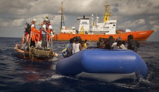 Un sauvetage effectué par l'Aquarius en novembre 2017