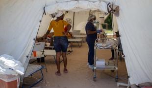 Le centre de traitement du choléra de MSF à Cité Soleil