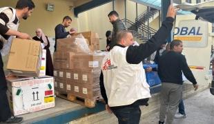 Les équipes MSF ont effectué des donations à une clinique et un hôpital de Naplouse. 