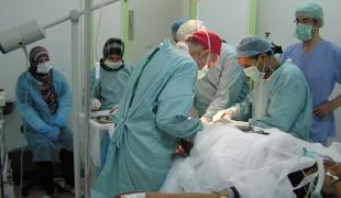 Dans l'hôpital d'Abbad à Misrata MSF a commencé fin avril à faire de la chirurgie orthopédique et de traumatologie  Libye mai 2011