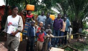 L'épidémie de choléra qui frappe la province du Katanga, en RDC, depuis fin décembre 2007 décroit en intensité : les nouveaux cas et le nombre de décès baissent depuis trois semaines. A Likasi, le bilan fait état de 1935 cas et 80 décès à la fin février. Les explications de Issiaka Abdu, coordinateur d'urgence MSF.