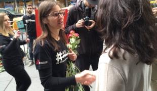 Remise de la pétition A Fair Shot à New York le 27 avril 2016 . MSF