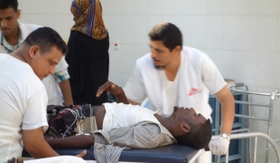 Bombardements à Aden MSF reçoit les blessés Benoit Finck/MSF