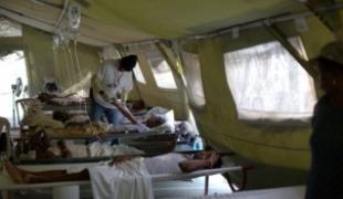 L'épidémie de choléra est loin d'être terminée. Une forte augmentation des cas est observée dans la capitale Port au Prince et d'autres foyers sont signalés dans le pays.