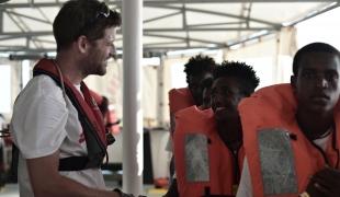 A bord de l'Aquarius, navire de recherche et de sauvetage affrété par SOS MEDITERRANEE en partenariat avec Médecins Sans Frontières. 10 juin 2018.