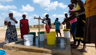 MSF’s environmental health approach to fighting typhoid and cholera in Zimbabwe