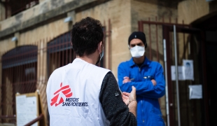 Les équipes MSF ont apporté leur soutien à deux centres de diagnostic et d’orientation Covid-19 dans les quartiers nord de Marseille en 2020