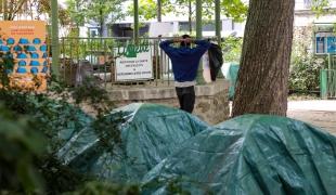 Camp de mineurs non accompagnés à Paris