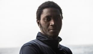 Abdoulie, à bord du Geo Barents, le navire MSF de recherche et de sauvetage en Méditerranée centrale. 2022.