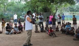 Une équipe de sensibilisation MSF en Papouasie-Nouvelle-Guinée.