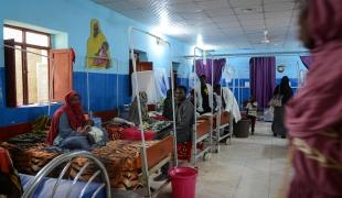 Vue d'une salle de soins pédiatriques gérée par MSF à l'hôpital d'El Geneina en 2022. Soudan.