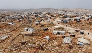 Un camp à Idlib, accueillant de nouvelles familles déplacées à la suite du séisme du 6 février.