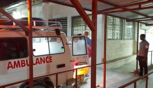 Une ambulance arrive à l'hôpital MSF de Carrefour, 14 septembre 2024.