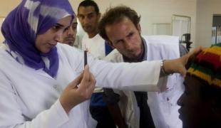 A Tripoli MSF offre des soins de santé primaire à des migrants d'origine subsaharienne.