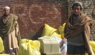 Distribution de biens de première nécessité Kurram Agency Pakistan janvier 2010.